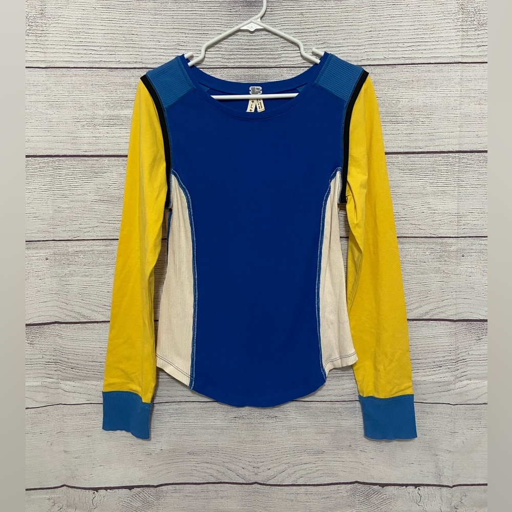 We The Free long sleeve top size L